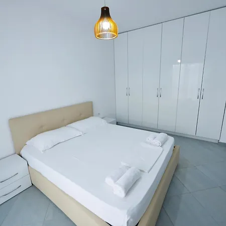 Miramare Apartment