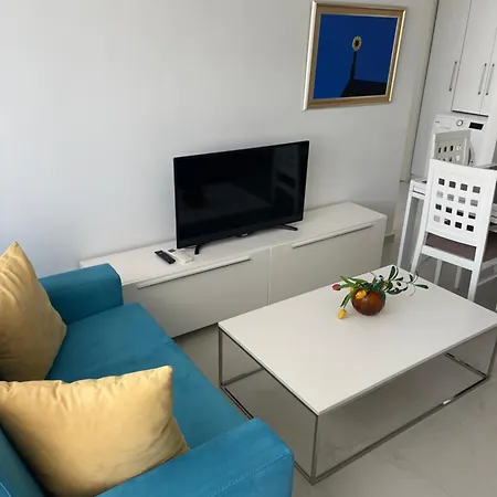 Miramare Apartment