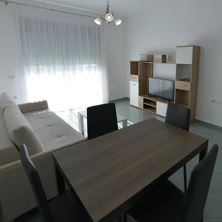 Miramare Apartment *